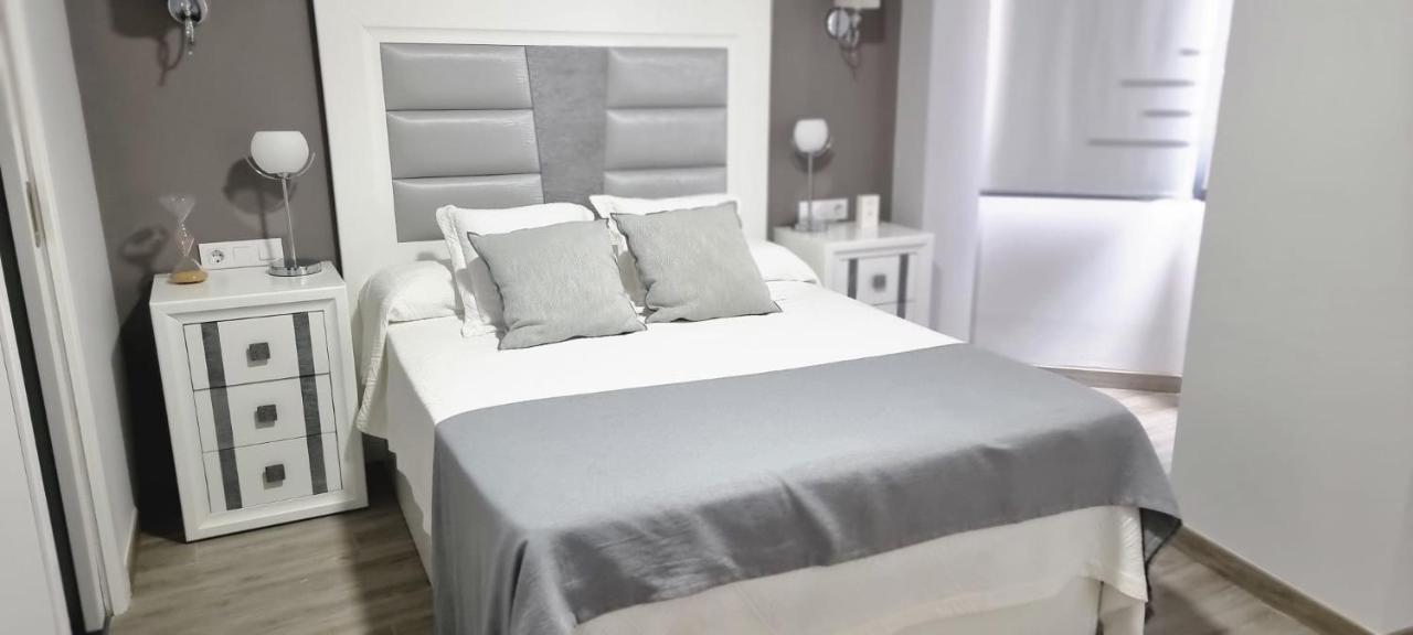 Virrey Del Pino - Apartamento En Baena Extérieur photo